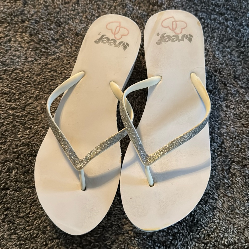 Womens Size 9 Reef Sandals
